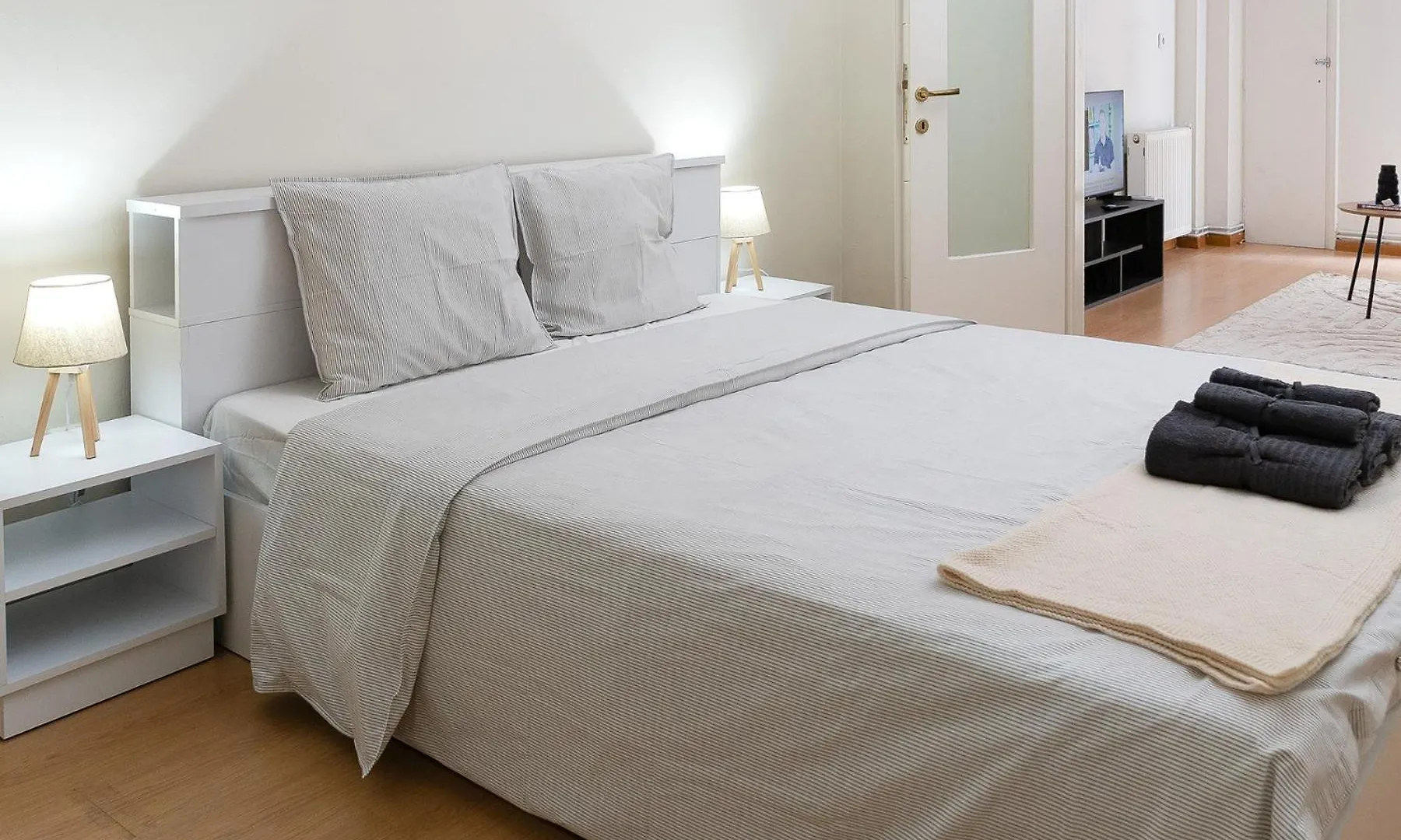 Koromila 17 Urban Chic Apartment Салоники Греция